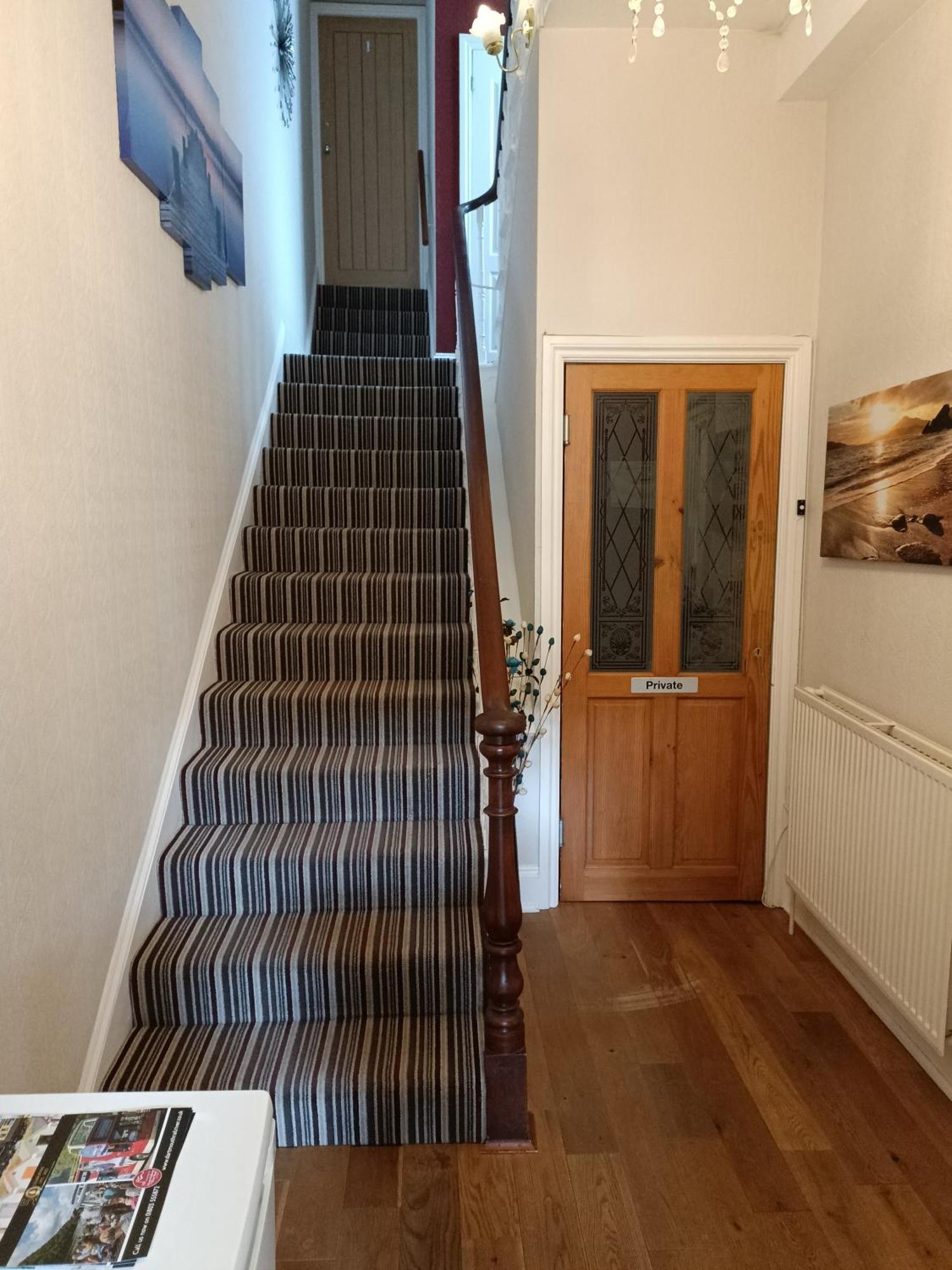 Lawnswood Guest House Торки Екстериор снимка
