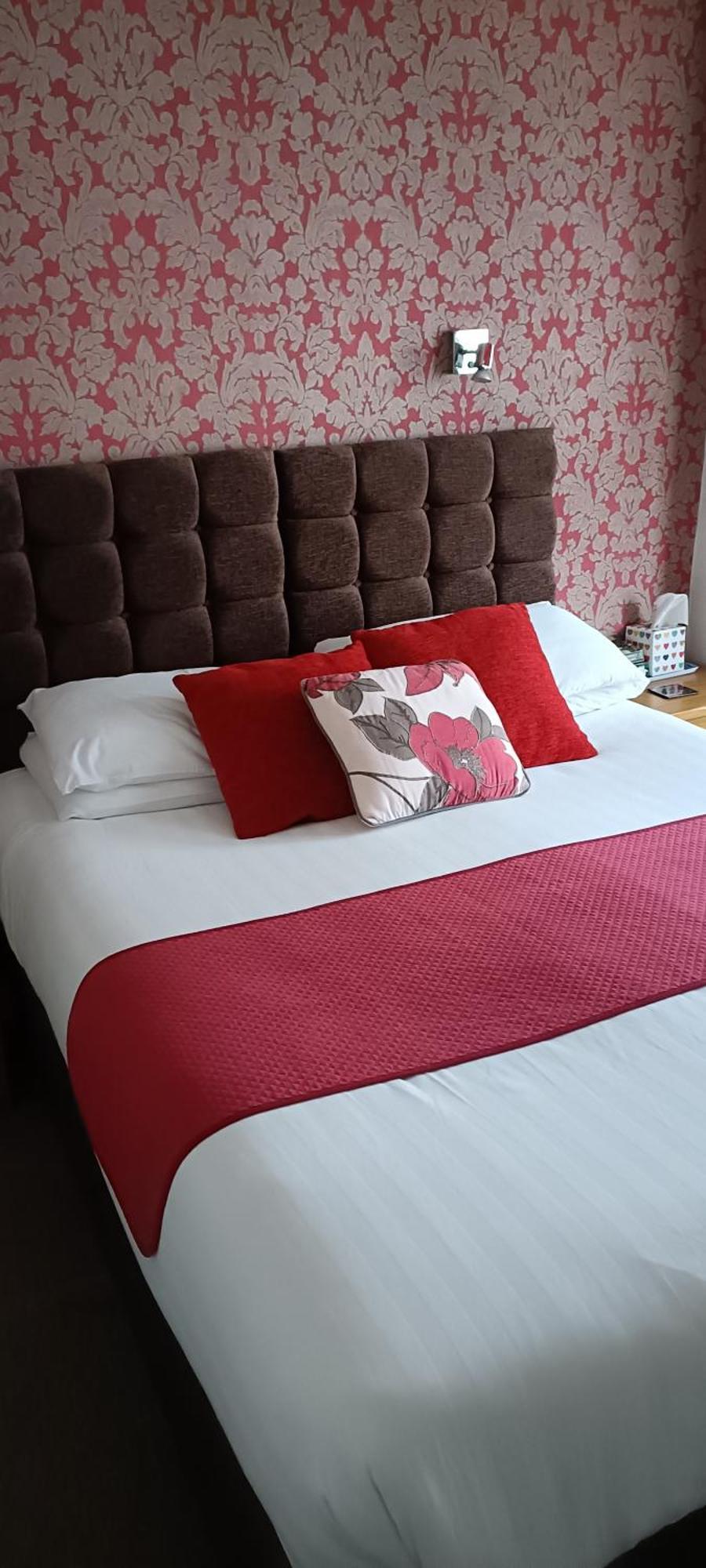 Lawnswood Guest House Торки Екстериор снимка