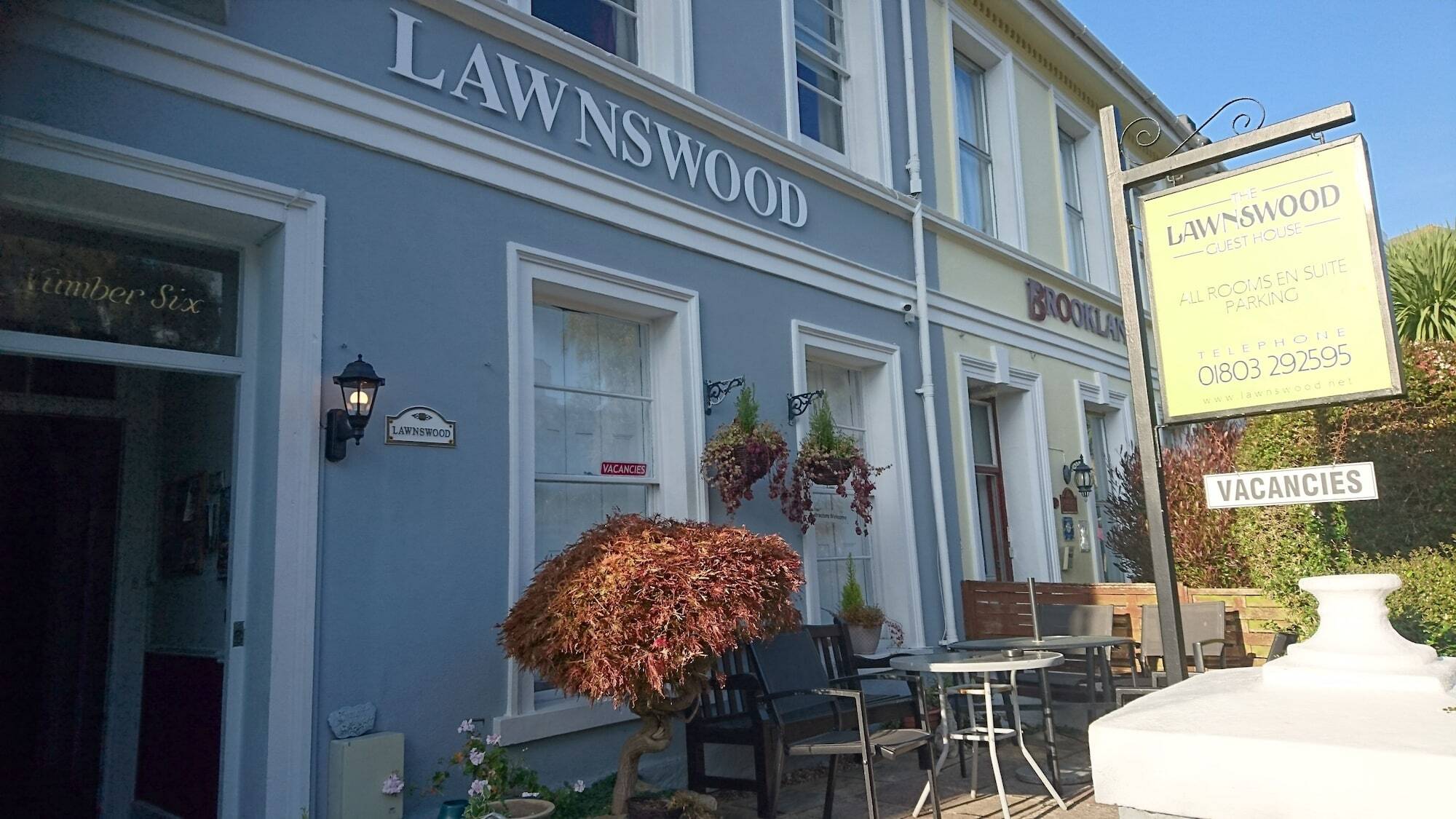 Lawnswood Guest House Торки Екстериор снимка