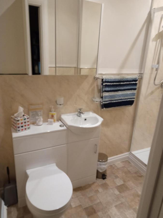 Lawnswood Guest House Торки Екстериор снимка